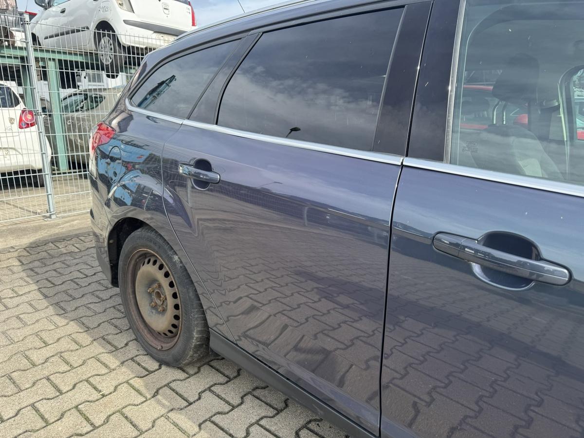 Ford Focus 3 original T&uuml;r hinten rechts Midnight SkyGrau Kombi Rohbau Bj.2011